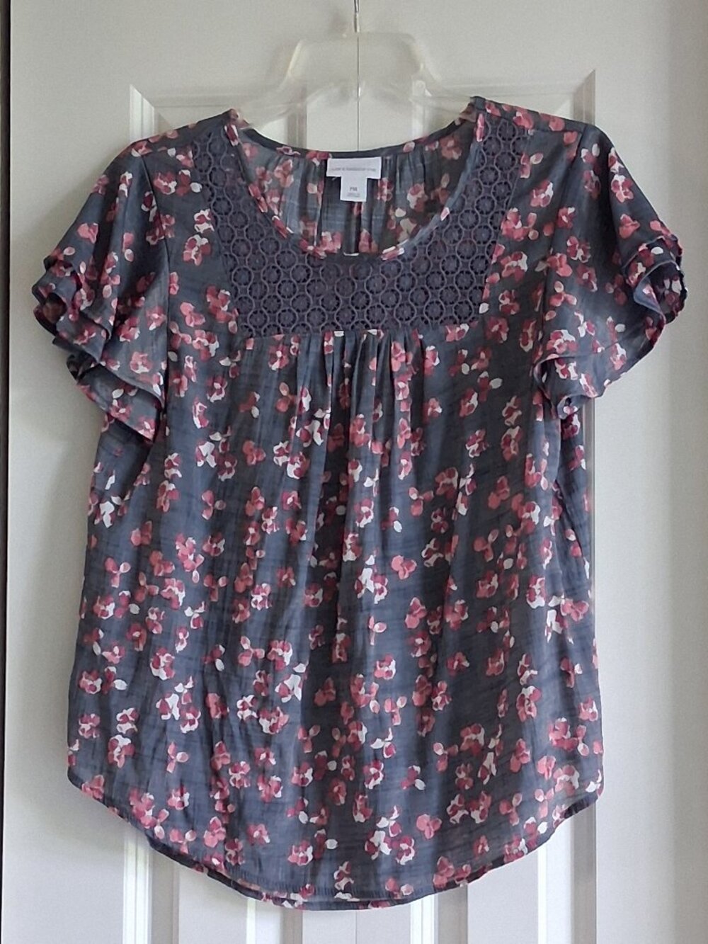 Liz Claiborne Gray Floral Flutter Sleeve Blouse Women's Size PM